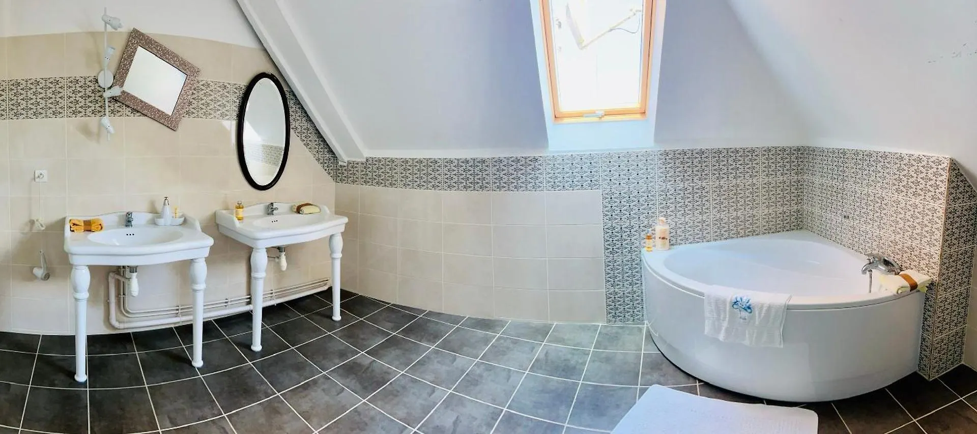 Relais Guinguette Hotel Tinteniac Guest house